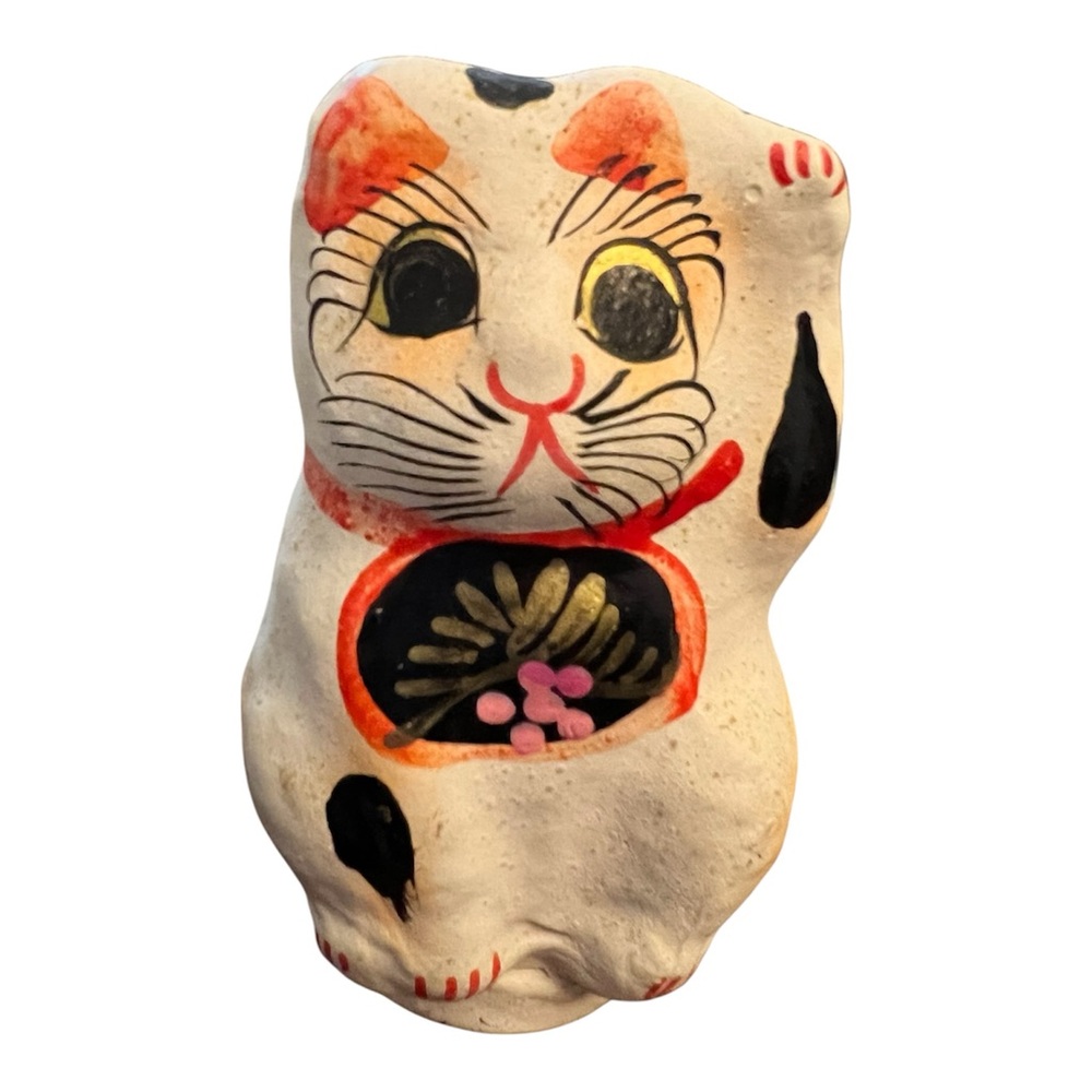 Vintage Japanese Paper Mache Beckoning Lucky Cat 4.5" White, Hand Painted